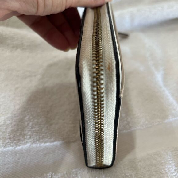 Kate Spade Cream and Tan Wallet - Picture 7 of 7